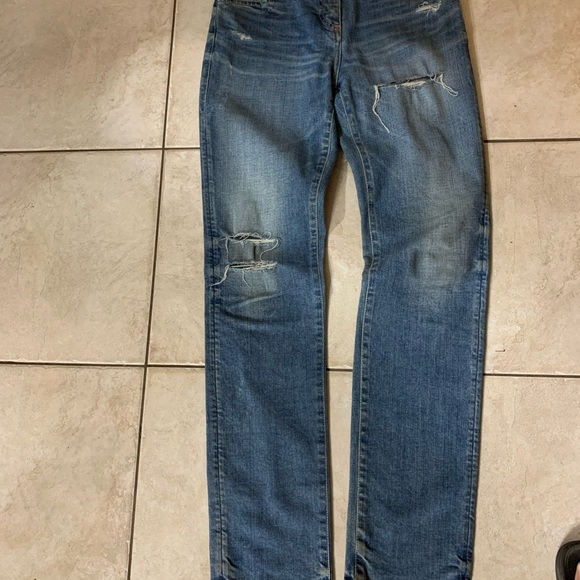 Balmain high waisted distressed jeans in size 26. Luxury denim-worn once! EUC - Picture 5 of 16